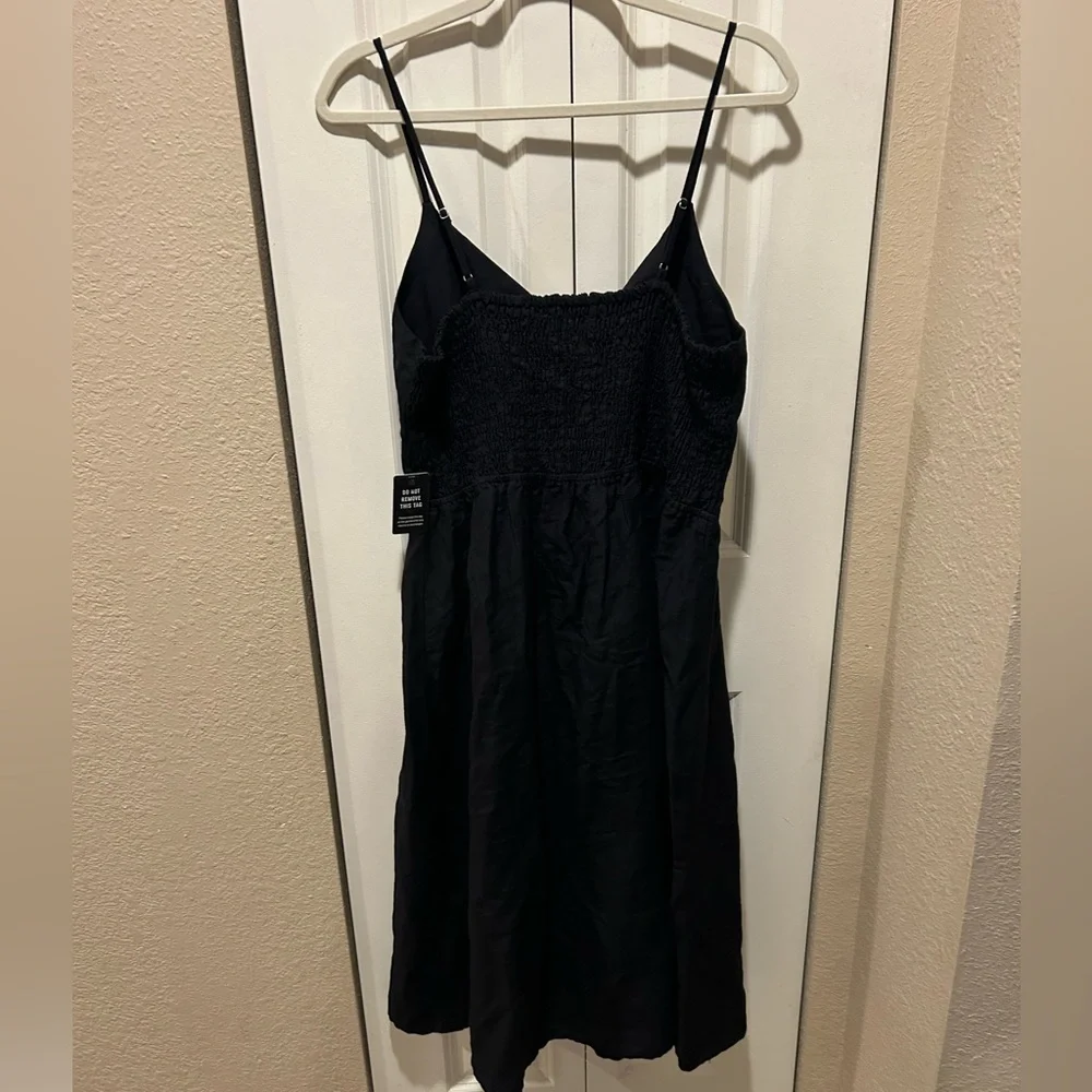 NWT Express Linen Blend Front Tie Smocked Midi Black Dress,Large - Picture 3 of 7